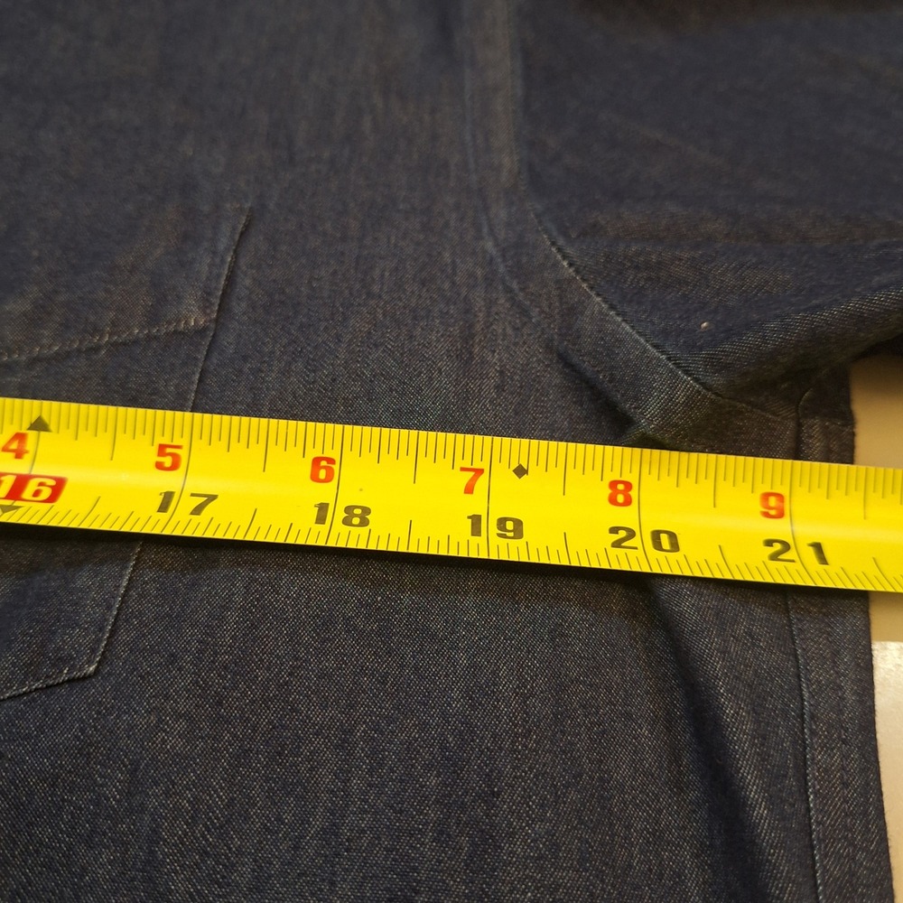 UNTUCKit Button Up Shirt Mens Med Blue Cinzano WF Wrinkle Free Regular Fit Denim - Picture 4 of 7